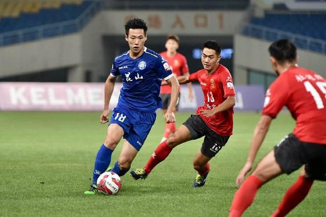 曼城希望之星滑落！26岁福登身价跌至7000万，状态低迷图赫尔放弃